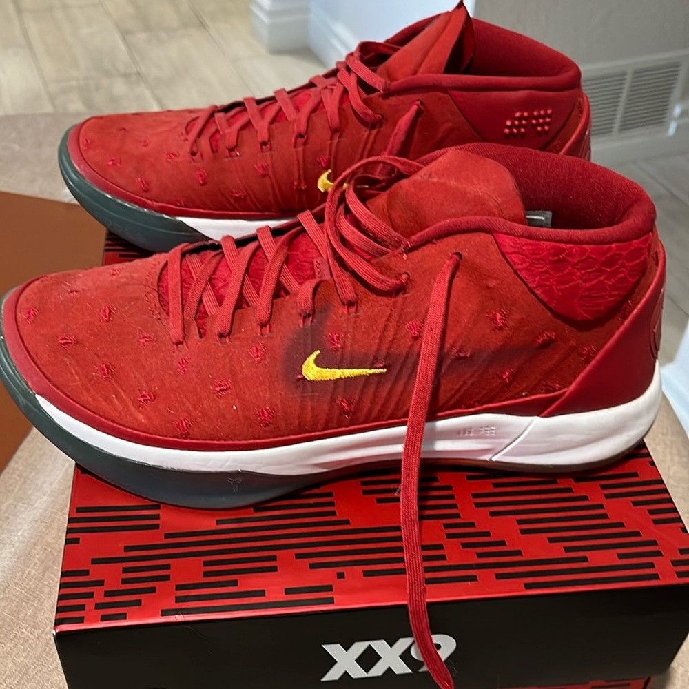 COPY - Men’s Kobe AD Mighty IT